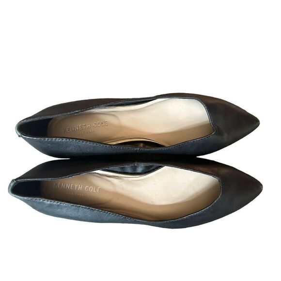 Kenneth Cole Black Leather Pointed Toe Pumps - Picture 3 of 11